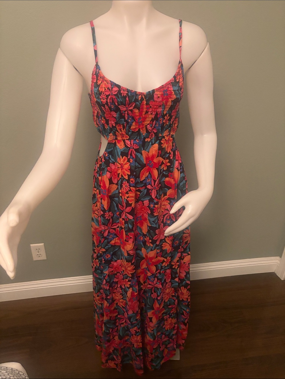 Roxy Floral Cutout Maxi Dress in Coral & Teal Blue